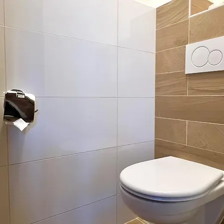 Hotel Astra 3*