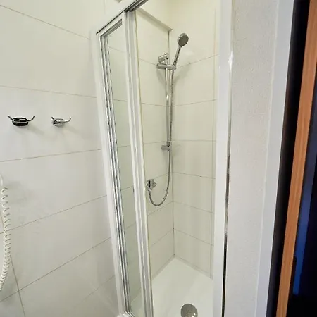 Otel Astra Prag