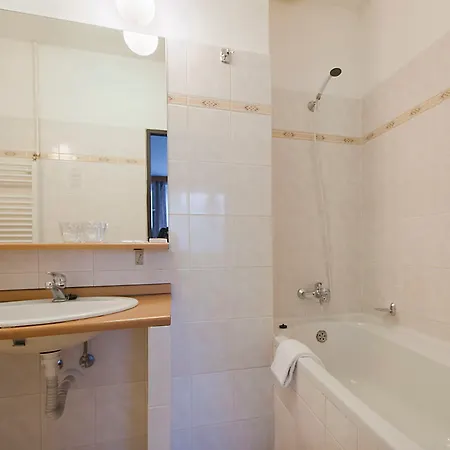 Astra Otel 3*