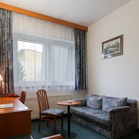 Otel Astra