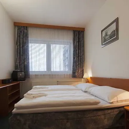 Astra Otel Prag