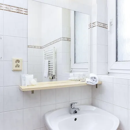 Otel Astra Prag