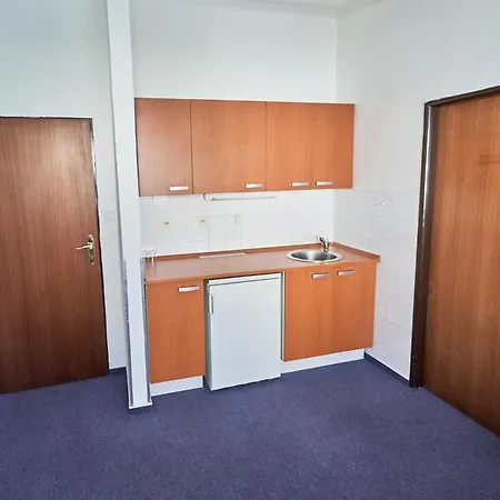 Otel Astra Prag