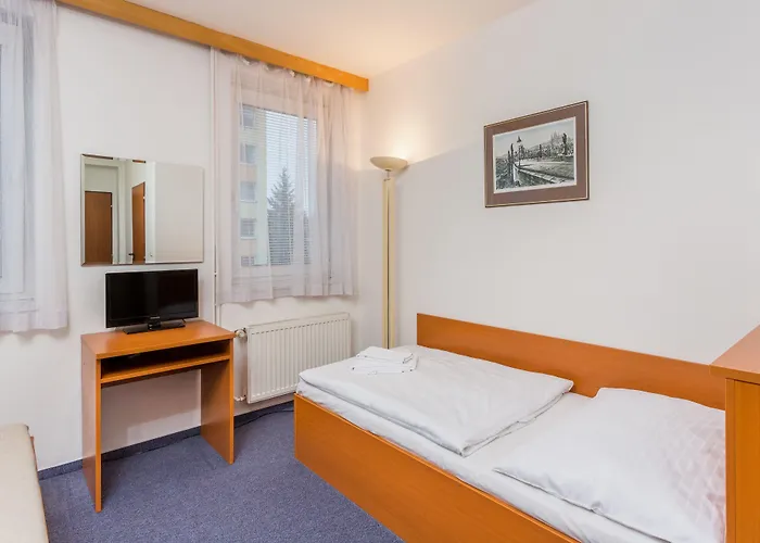 Astra Hotel 3*