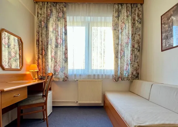 Hotel Astra 3*